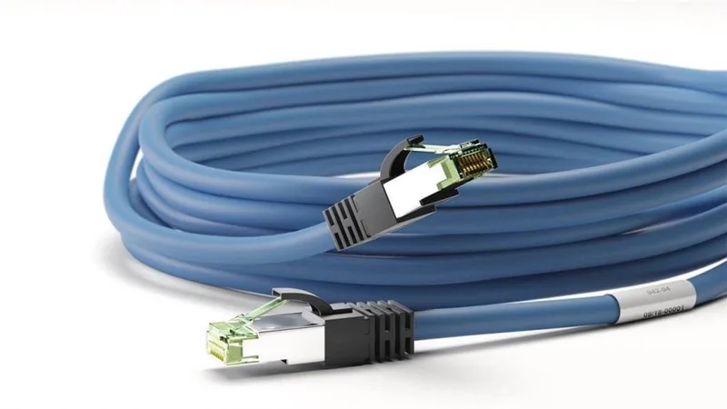 CAT8.1 S/FTP PIMF LSZH 15M - Netwerkkabel - Computerkabel - Kabel från LogiLink i Blå – produktbild